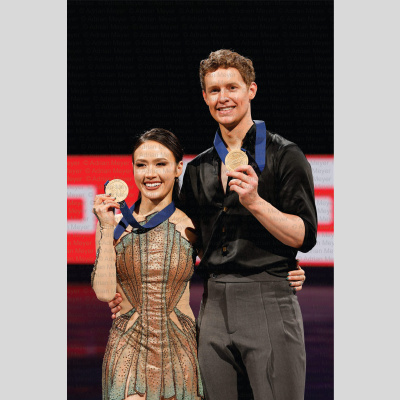 Medal Ceremony Dance [09]