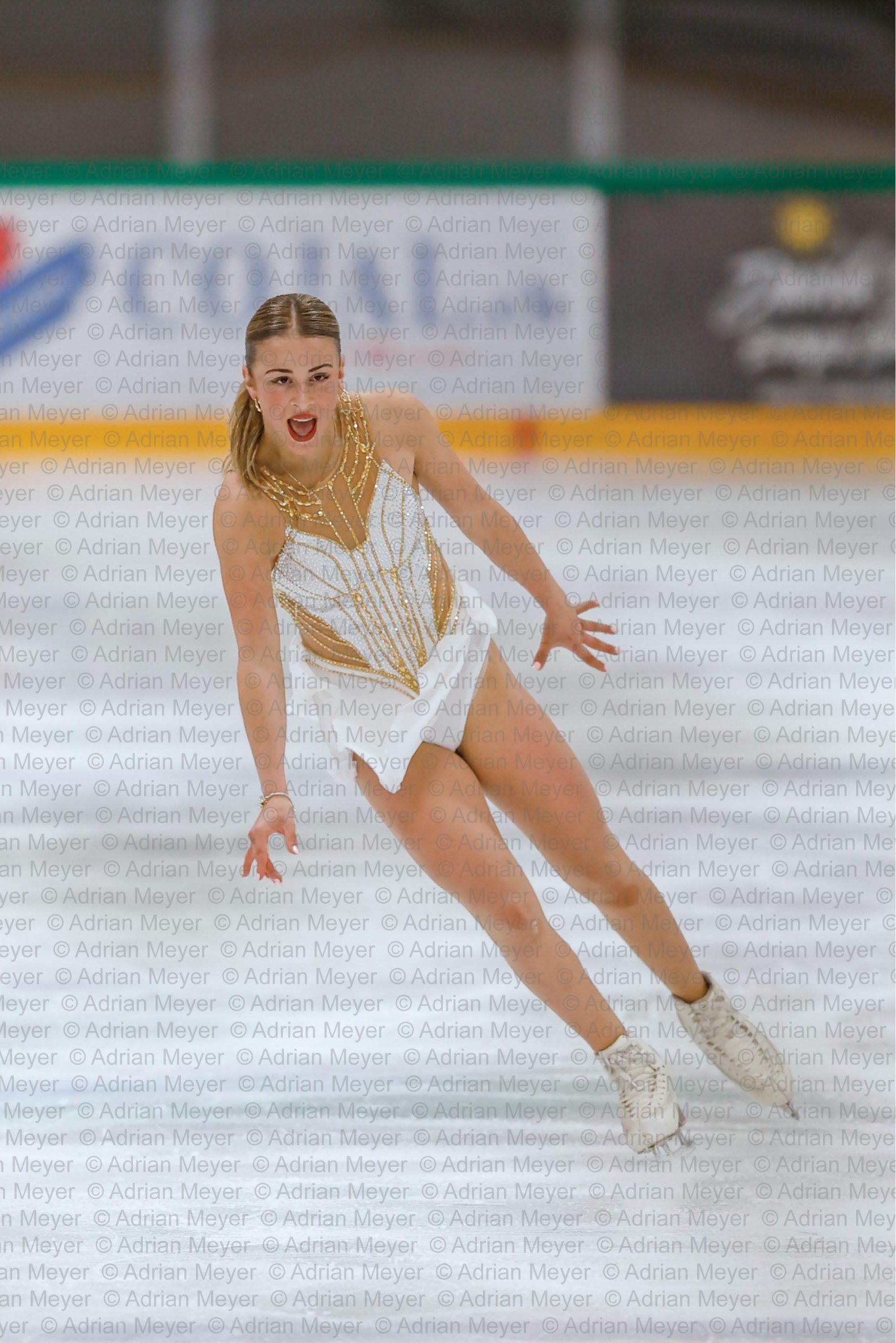 Leandra TZIMPOUKAKIS SUI - Junior Women - Short Program at Swiss Ice Skating Open 2025