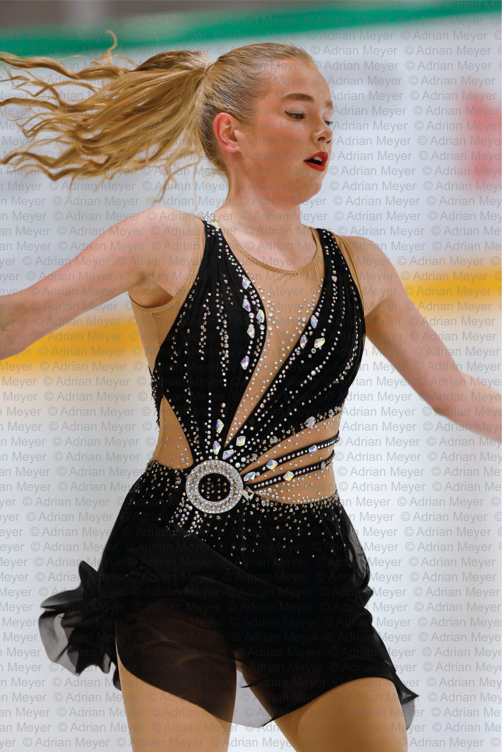 Minea MONTONEN FIN - Junior Women - Short Program at Swiss Ice Skating Open 2025